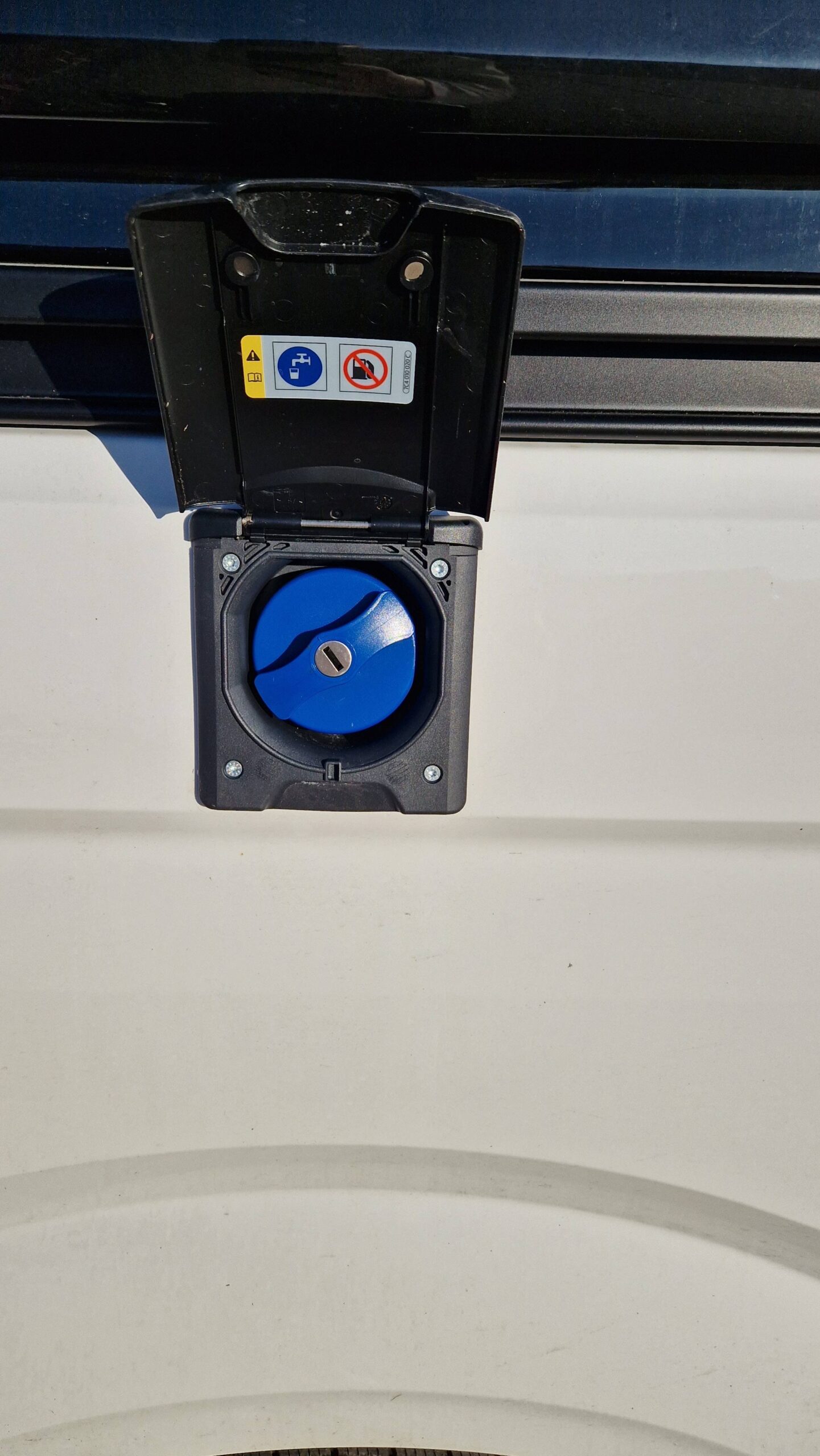 VW Grand California 600