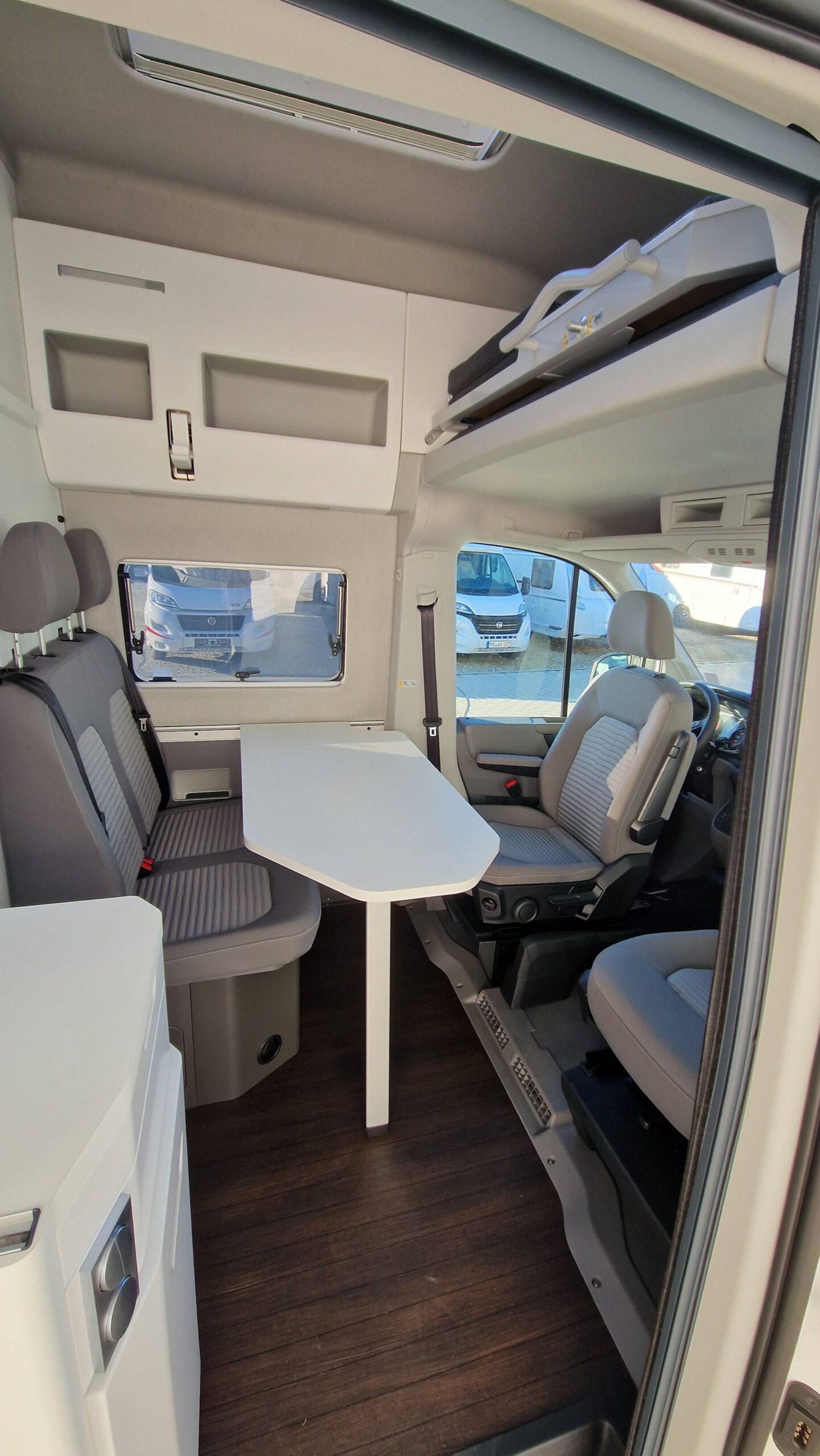 VW Grand California 600